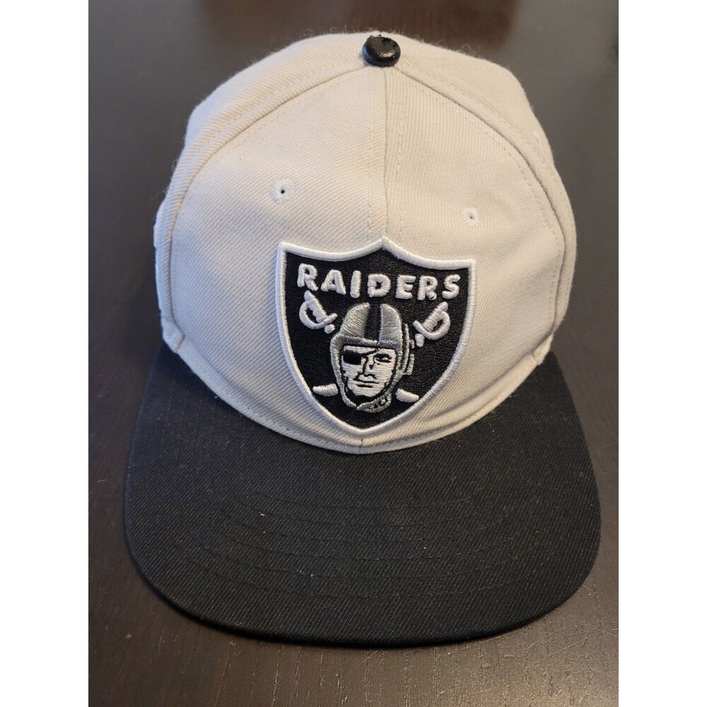 Las Vegas Raiders NFL Pro Standard White Black Snapback Hat Cap Insignia On Back